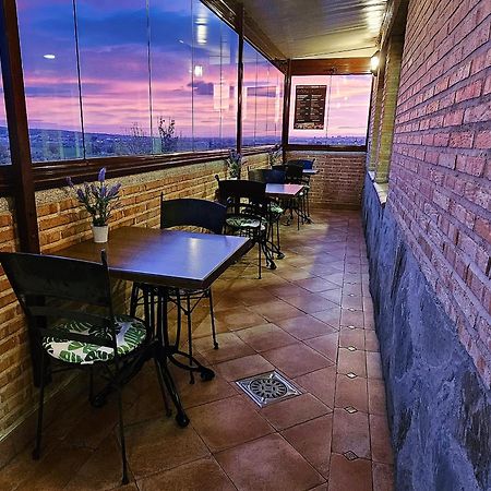 Hotel Medina De Толедо Екстериор снимка