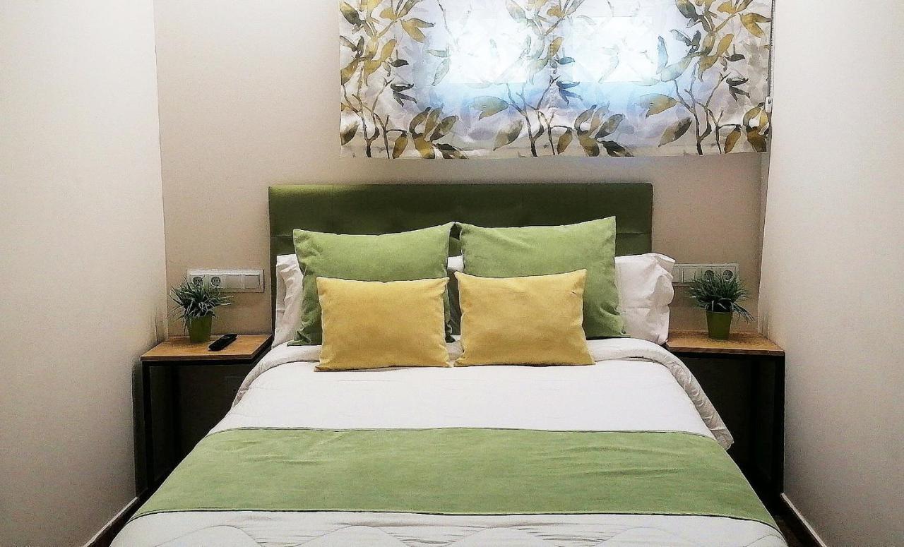 Hotel Medina De Толедо Екстериор снимка