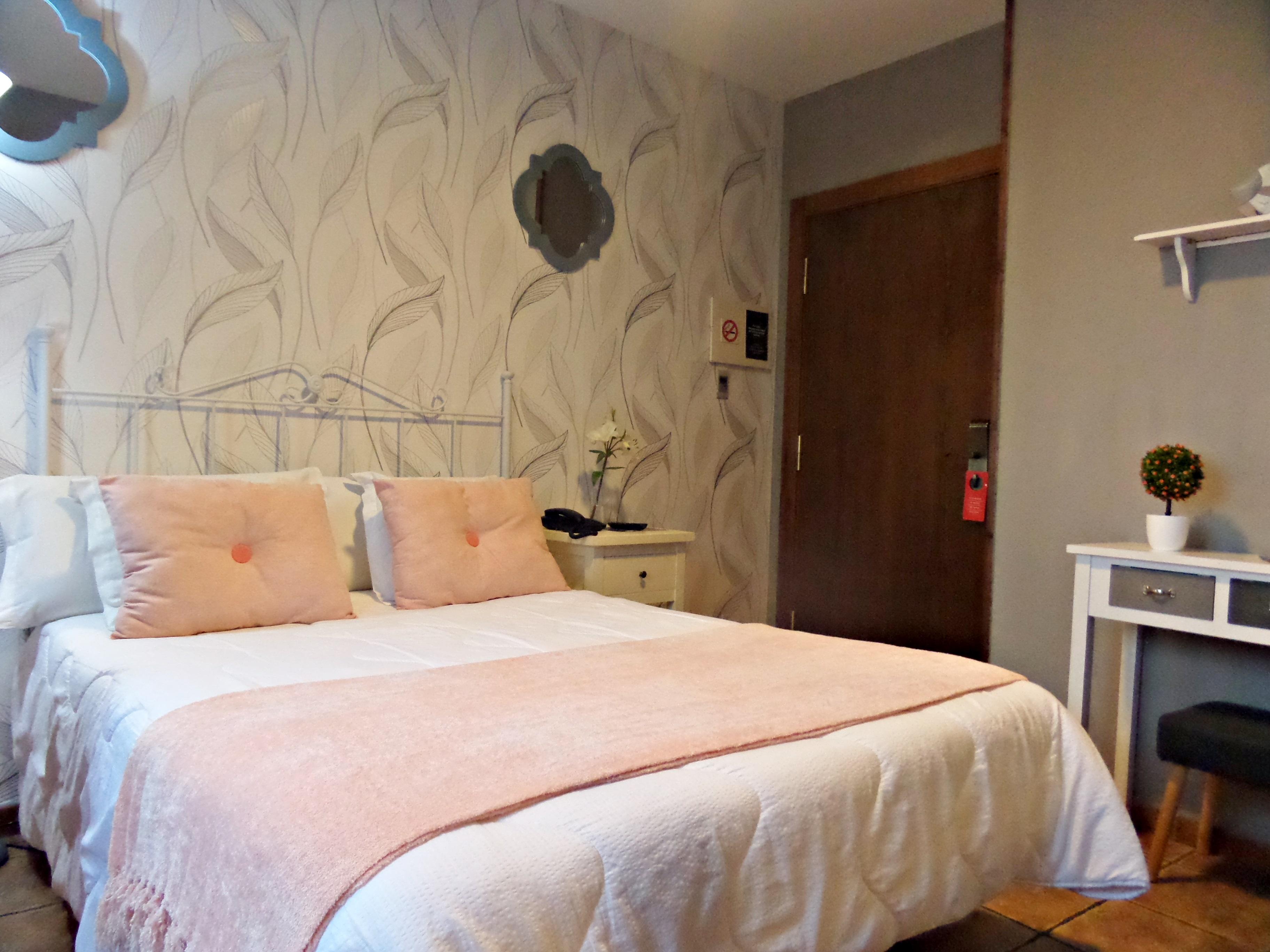 Hotel Medina De Толедо Екстериор снимка