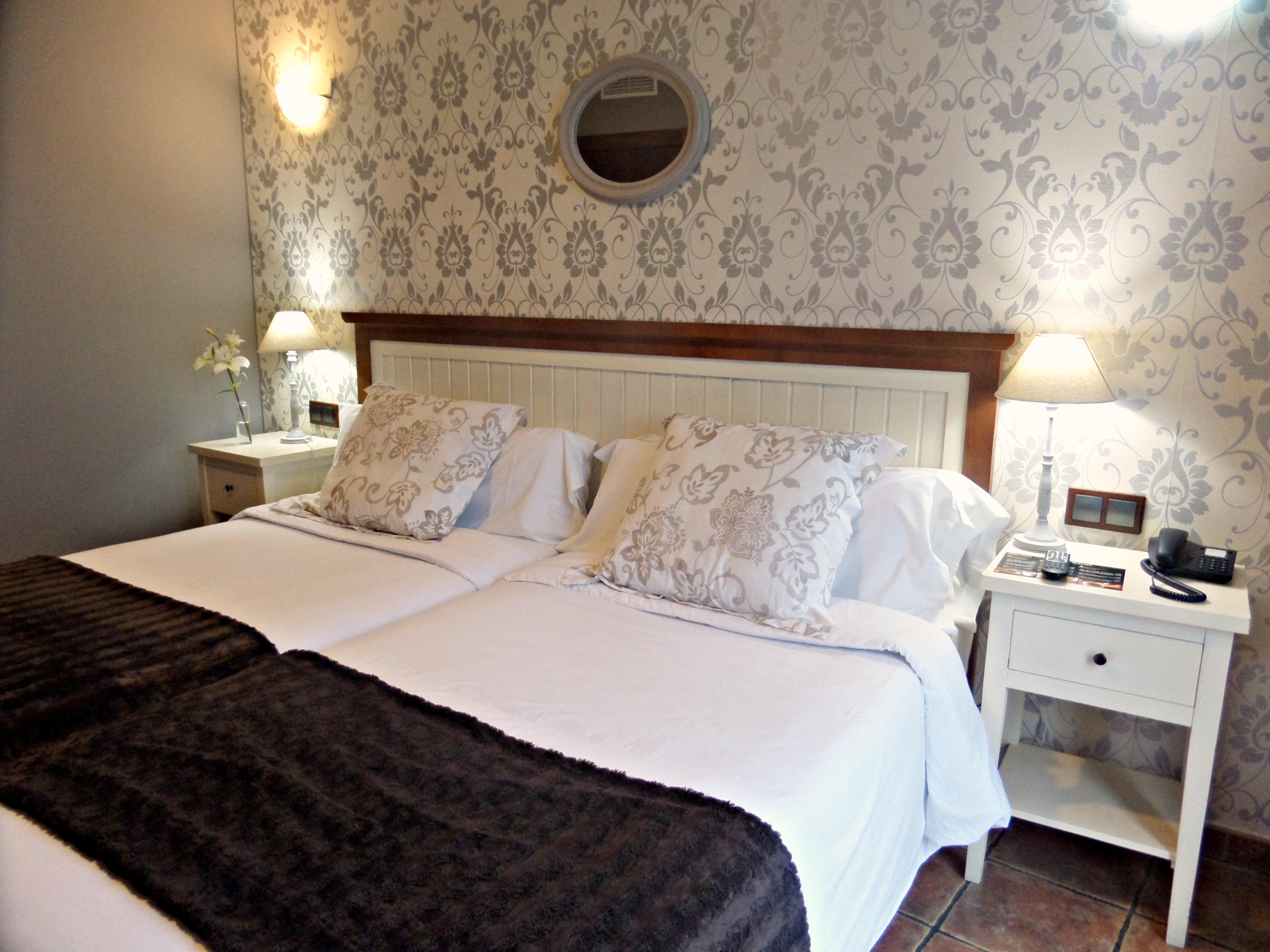 Hotel Medina De Толедо Екстериор снимка