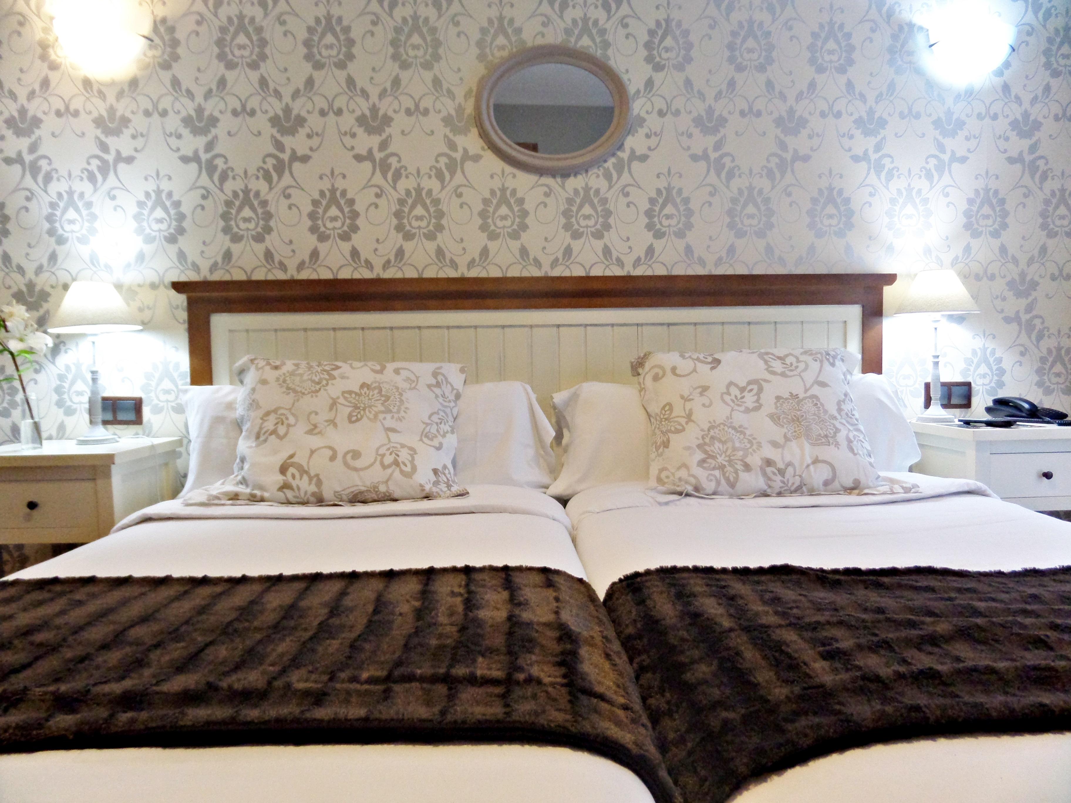 Hotel Medina De Толедо Екстериор снимка