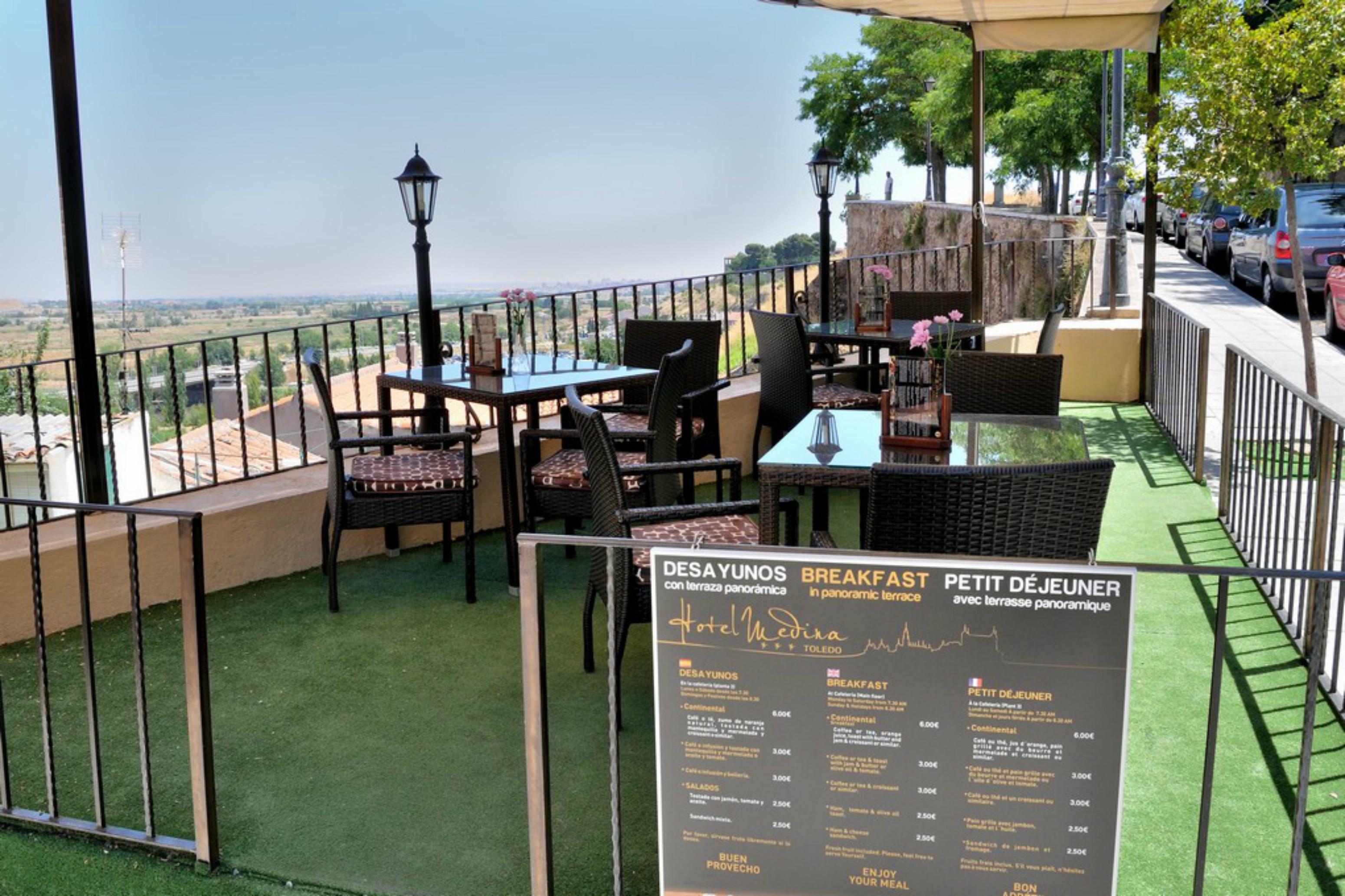 Hotel Medina De Толедо Екстериор снимка